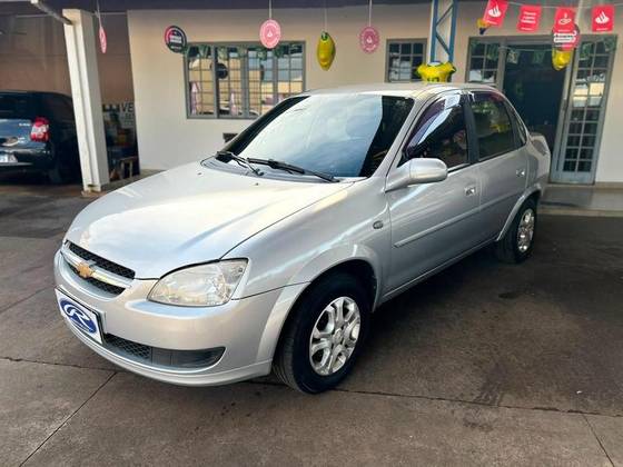 CHEVROLET CLASSIC 1.0 MPFI LS 8V FLEX 4P MANUAL CHEVROLET CLASSIC 1.0 MPFI LS 8V FLEX 4P MANUAL
